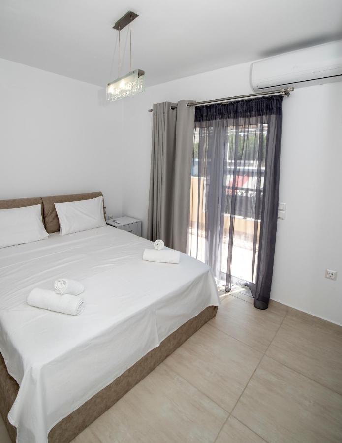 Mary'S Luxury Apartment Elaia. Elia  Bagian luar foto